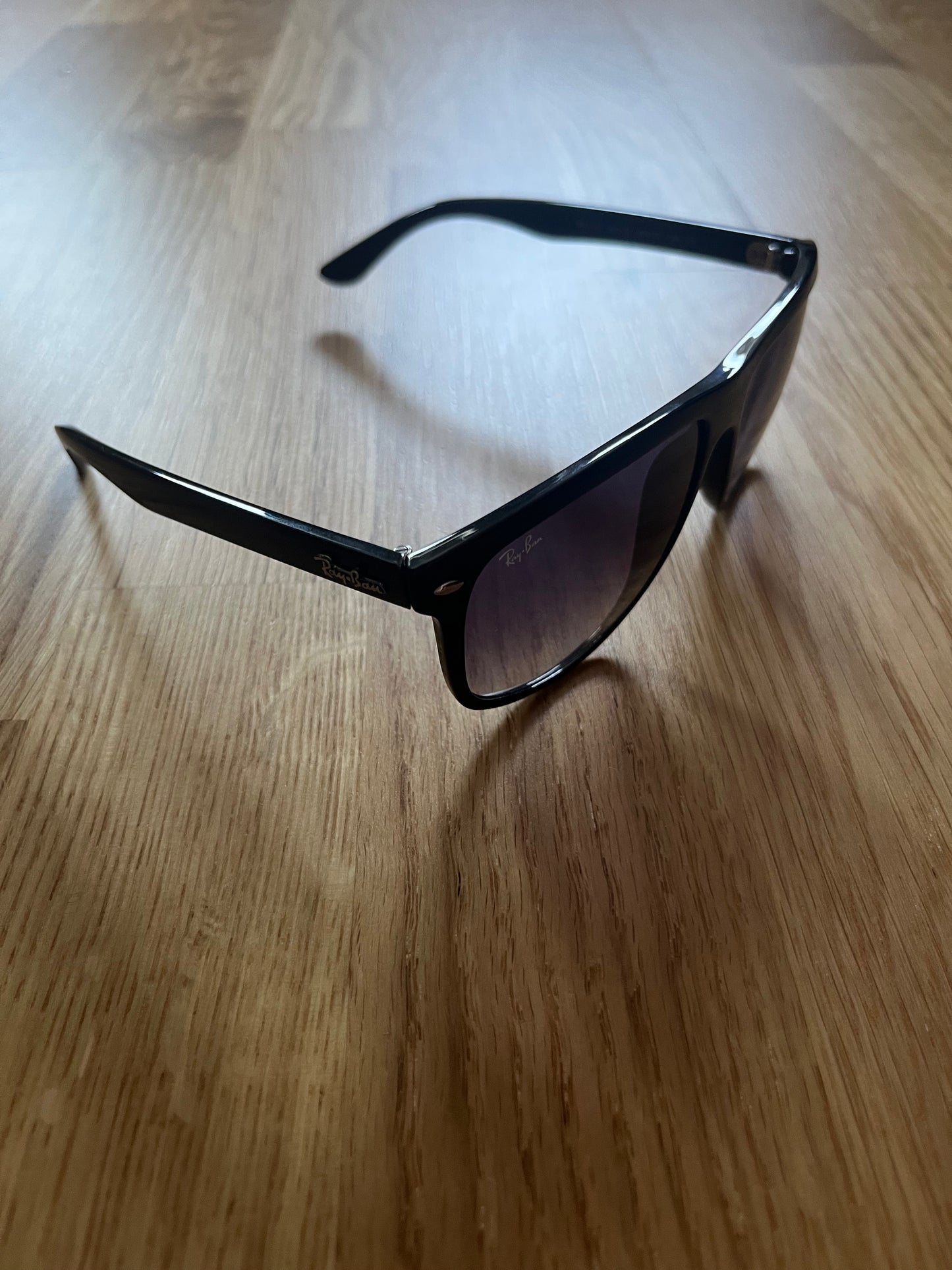 Ray ban boyfreind