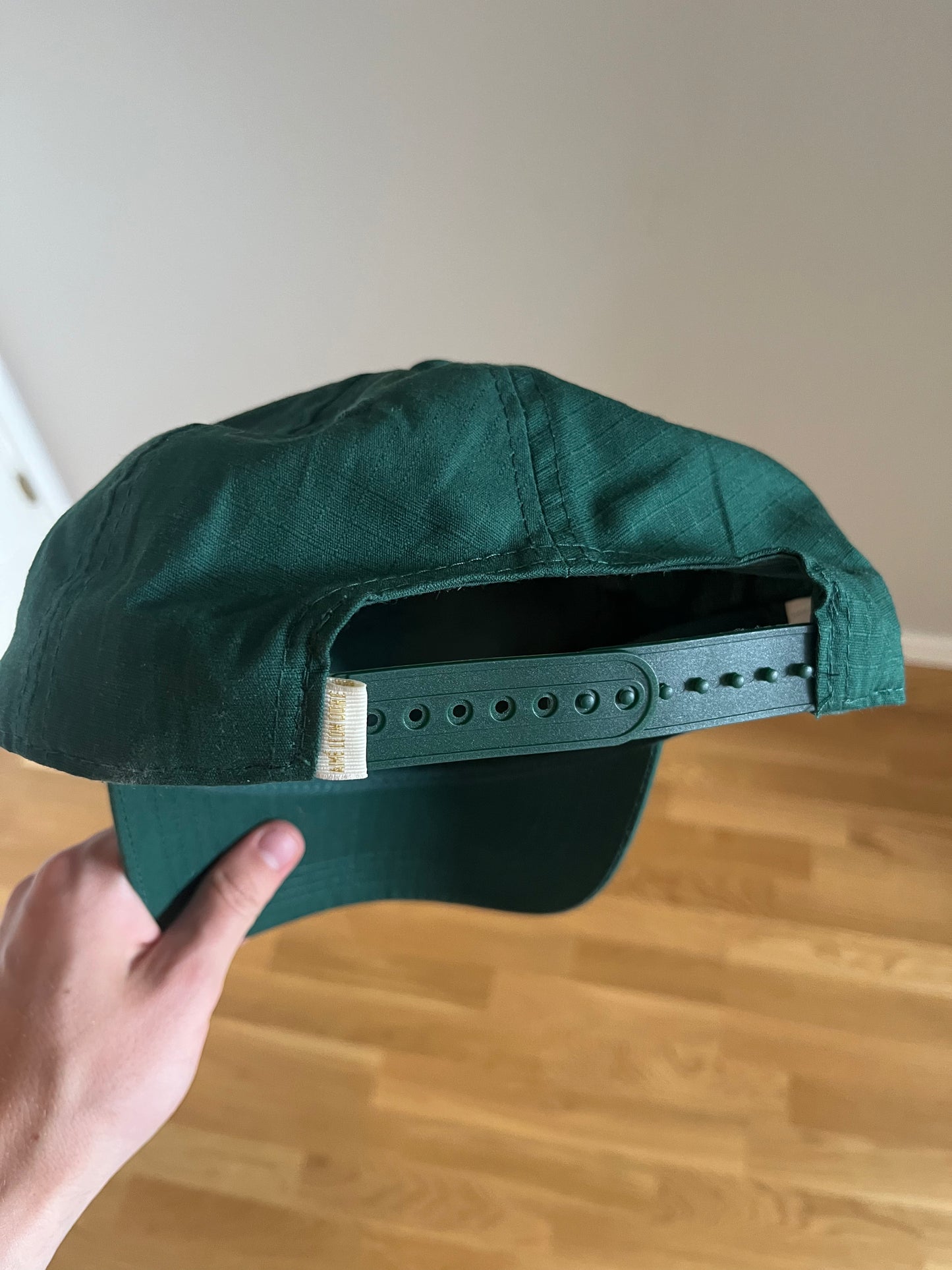 Aimé leon dore cap